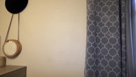 Snapshot of lylajades chatting on 22, 2, 2025 Olivia online show from 22, 2, 2025