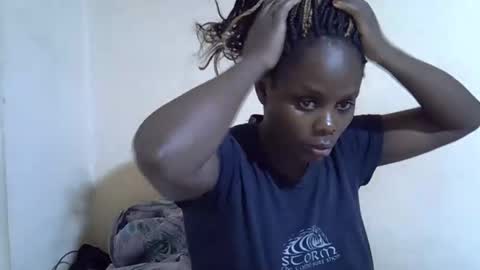 Snapshot of lyn_anna chatting on 9, 11, 2025 lyn_anna online show from 9, 11, 2025