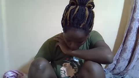 Snapshot of lyn_anna chatting on 17, 11, 2025 lyn_anna online show from 17, 11, 2025