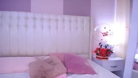 Snapshot of lyn_smith_ chatting on 1, 2, 2025 Lyn online show from 1, 2, 2025