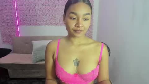 Snapshot of lynda_bonnie chatting on 23, 6, 2026 lynda_bonnie online show from 23, 6, 2026