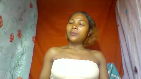 lyndah19 online show from 17, 1, 2026