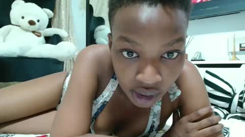 lyne898 online show from 14, 4, 2026