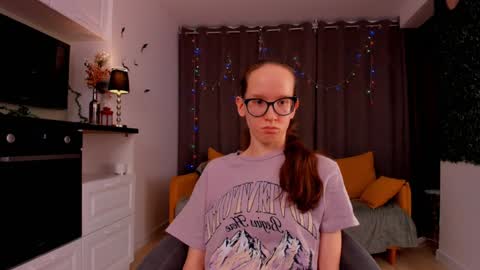 Sara online show from 4, 2, 2025