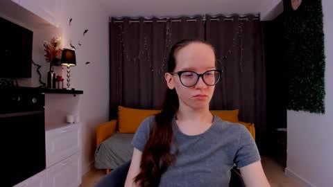 Sara online show from 6, 2, 2025