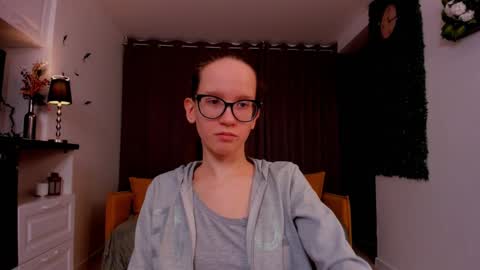 Sara online show from 27, 2, 2025