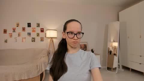 Sara online show from 12, 3, 2025