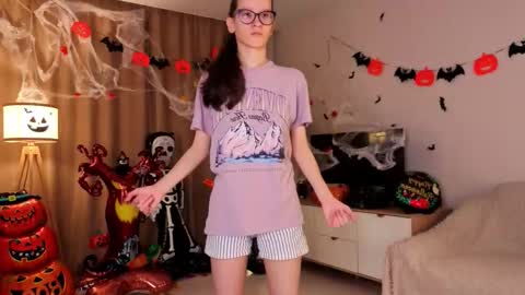 Sara online show from 2, 11, 2025