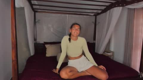 Snapshot of lynn_jackson chatting on 15, 11, 2025 LYNN online show from 15, 11, 2025