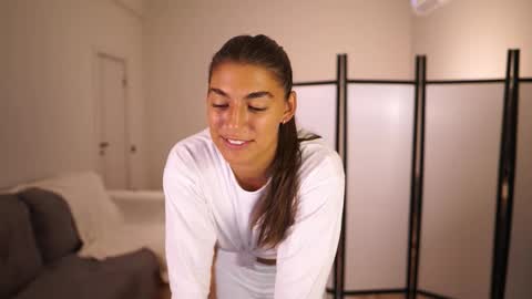 Snapshot of lynn_jackson chatting on 15, 12, 2025 LYNN online show from 15, 12, 2025