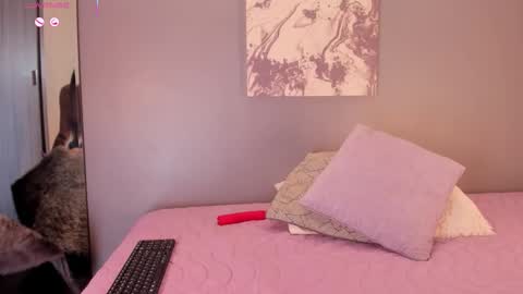 Snapshot of lynnsam_ chatting on 26, 9, 2025 lynnsam_ online show from 26, 9, 2025
