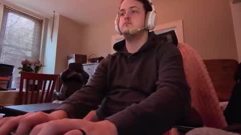 Snapshot of lyntronix chatting on 19, 2, 2026 J online show from 19, 2, 2026