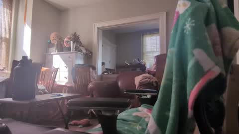 Snapshot of lyntronix chatting on 22, 3, 2026 J online show from 22, 3, 2026