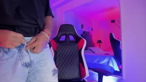 Snapshot of lyongold chatting on 26, 4, 2026 Lyon Gold online show from 26, 4, 2026