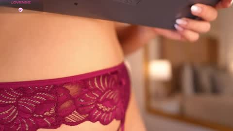    online show from 29, 3, 2026