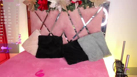    VIVIANA    online show from 13, 12, 2024