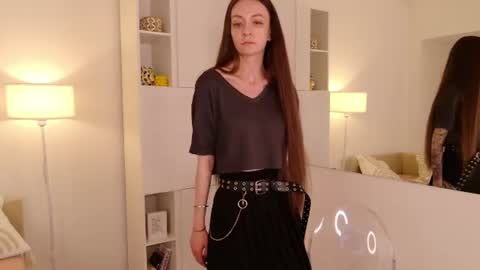 lysandra_loren online show from 15, 7, 2026