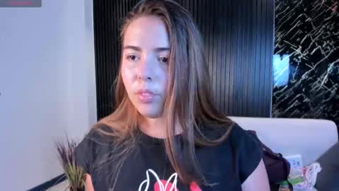 Lyssa  Everyday From 0700 to 1630 Col Time online show from 22, 12, 2025