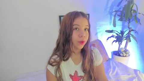 Snapshot of m1lk_choc chatting on 10, 11, 2025 Mila online show from 10, 11, 2025