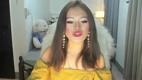 Snapshot of m1sspinay_yassie chatting on 8, 1, 2025 Cutie Yassie online show from 8, 1, 2025
