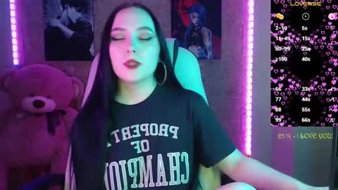 Snapshot of m_e_l_i_s_s_a_ chatting on 1, 2, 2025 Melissa online show from 1, 2, 2025