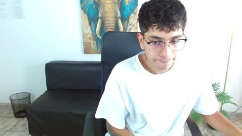 Snapshot of maax_18 chatting on 16, 3, 2026 Max online show from 16, 3, 2026