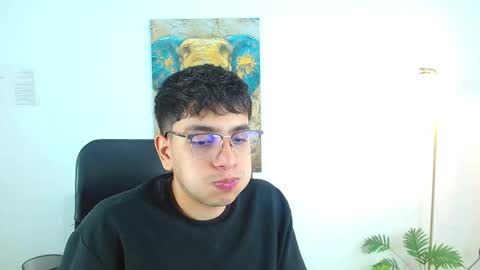 Snapshot of maax_18 chatting on 25, 3, 2026 Max online show from 25, 3, 2026