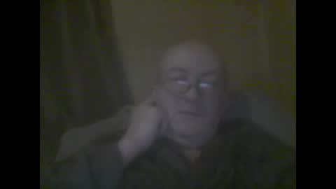 Snapshot of macbewdekan25 chatting on 29, 3, 2026 macbewdekan25 online show from 29, 3, 2026