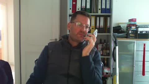 Snapshot of macfly67 chatting on 18, 12, 2024 macfly67 online show from 18, 12, 2024