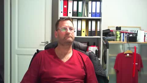 Snapshot of macfly67 chatting on 13, 2, 2025 macfly67 online show from 13, 2, 2025