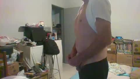 Snapshot of machoalex chatting on 7, 10, 2025 MACHOLIVRE online show from 7, 10, 2025