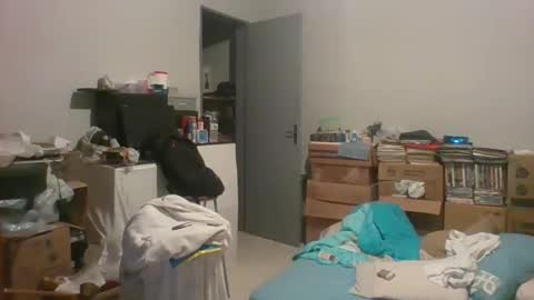 Snapshot of machoalex chatting on 14, 10, 2025 MACHOLIVRE online show from 14, 10, 2025