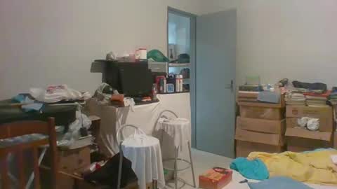 Snapshot of machoalex chatting on 11, 11, 2025 MACHOLIVRE online show from 11, 11, 2025