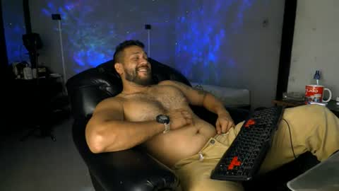 Snapshot of machohandsome chatting on 19, 6, 2026 Javier papichulo master how do you want online show from 19, 6, 2026