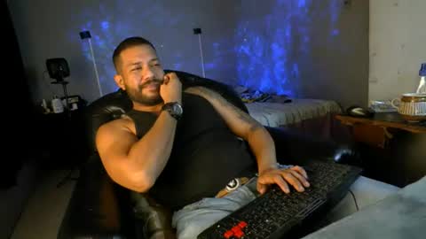 Snapshot of machohandsome chatting on 30, 6, 2026 Javier papichulo master how do you want online show from 30, 6, 2026