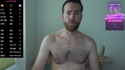 Snapshot of machohiberiko chatting on 15, 12, 2024 Jota online show from 15, 12, 2024