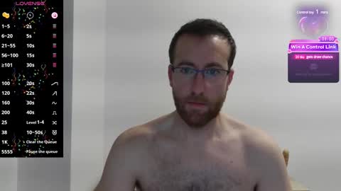 Snapshot of machohiberiko chatting on 17, 12, 2024 Jota online show from 17, 12, 2024