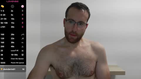 Snapshot of machohiberiko chatting on 31, 12, 2024 Jota online show from 31, 12, 2024