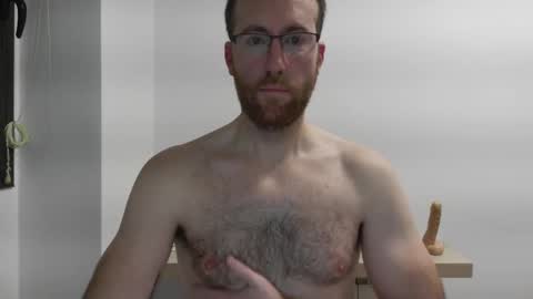 Snapshot of machohiberiko chatting on 3, 1, 2025 Jota online show from 3, 1, 2025