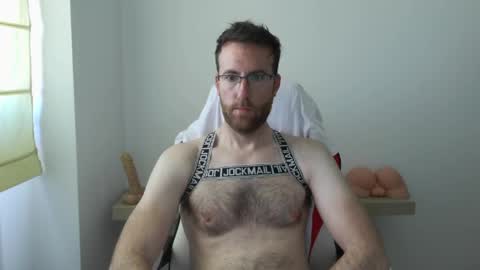 Snapshot of machohiberiko chatting on 6, 4, 2026 Jota online show from 6, 4, 2026