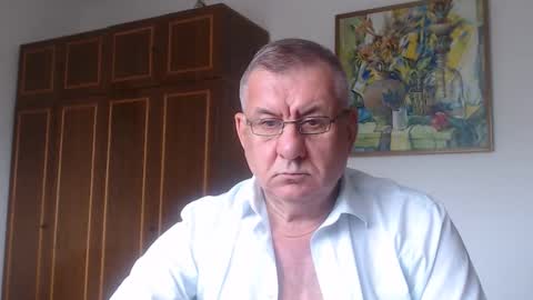 Macho online show from 16, 9, 2025