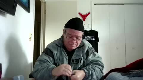 Snapshot of mackdocc001 chatting on 8, 1, 2026 mackdocc001 online show from 8, 1, 2026