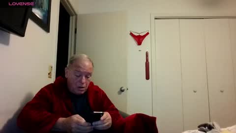Snapshot of mackdocc001 chatting on 10, 4, 2026 mackdocc001 online show from 10, 4, 2026