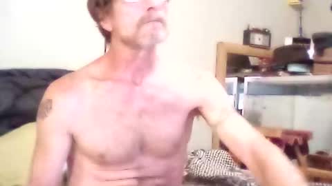 Snapshot of mackdog1369 chatting on 20, 10, 2025 mackdog1369 online show from 20, 10, 2025