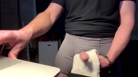 Snapshot of maclowe chatting on 13, 1, 2026 MacLowe online show from 13, 1, 2026