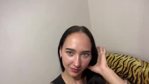 Snapshot of madalyneaks chatting on 25, 5, 2026 Lilo online show from 25, 5, 2026