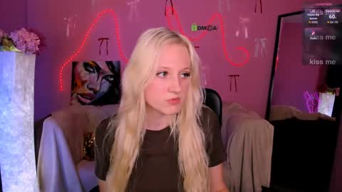 Snapshot of madam_ulis chatting on 14, 4, 2026 Ulis online show from 14, 4, 2026