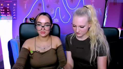 Snapshot of madam_ulis chatting on 27, 4, 2026 Ulis online show from 27, 4, 2026