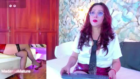 Snapshot of madame_angelic_1 chatting on 27, 11, 2025 Madam Angelic online show from 27, 11, 2025