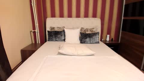 Snapshot of madamecrowford chatting on 31, 10, 2025 Nora online show from 31, 10, 2025